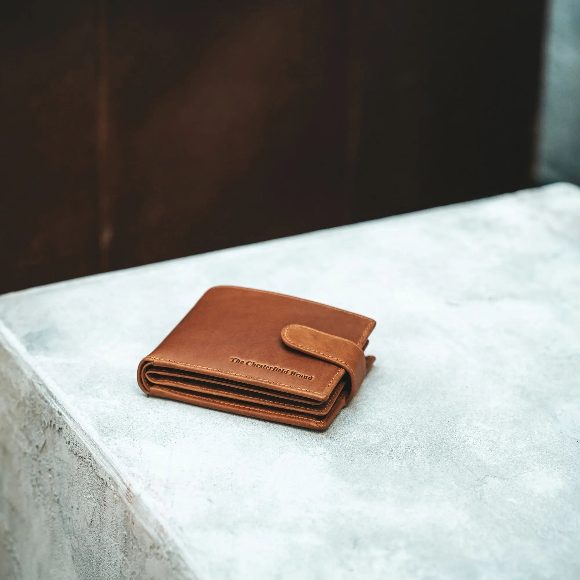 Discover the ultimate leather men's wallet at The Chesterfield Brand