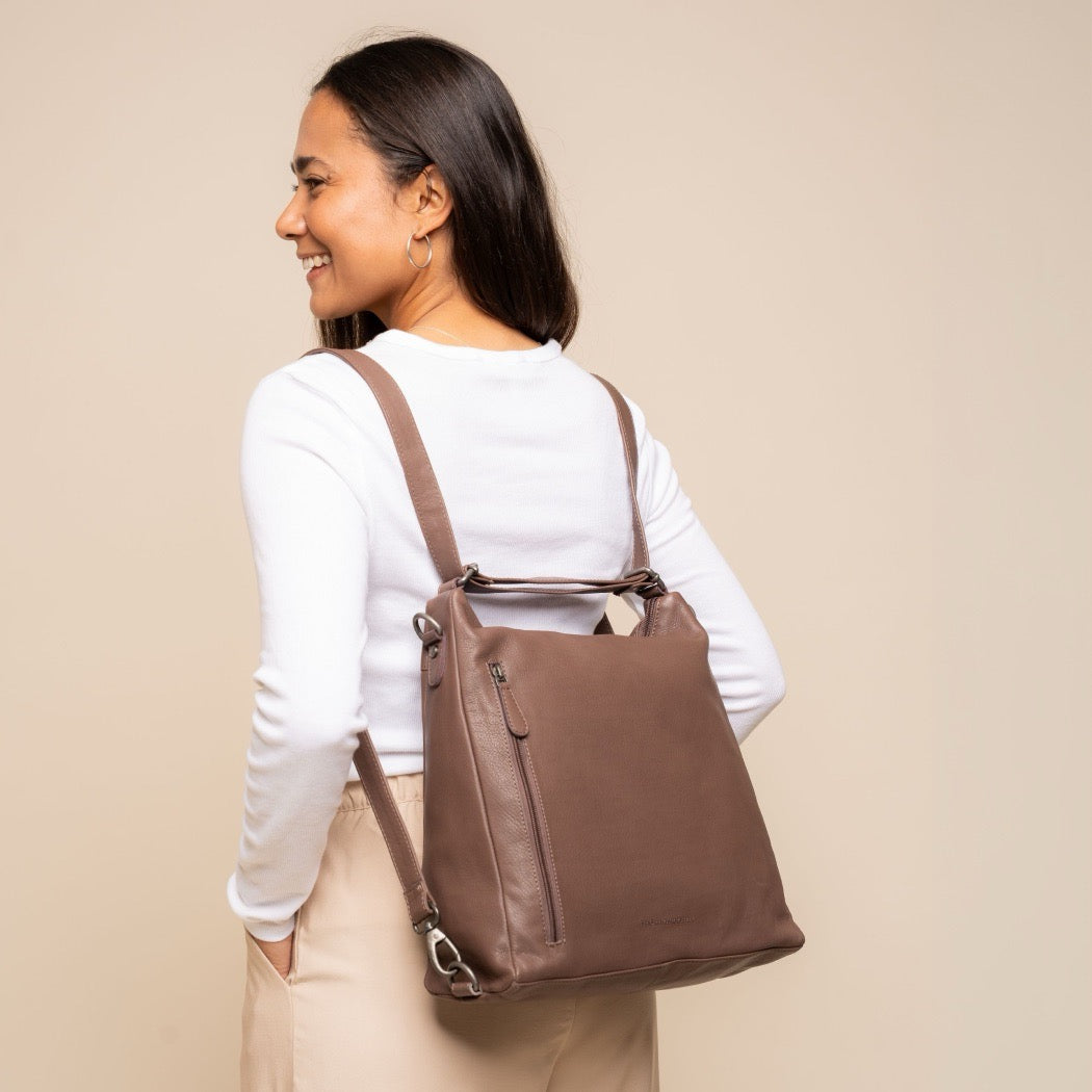 Sac Porté Épaule en Cuir Taupe Foncé Azura