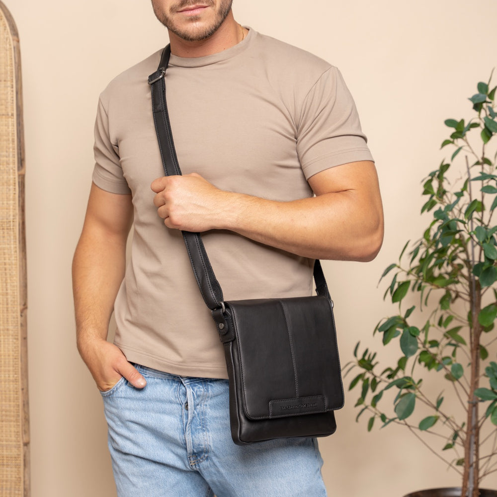Leder Umhängetasche Schwarz Bodin