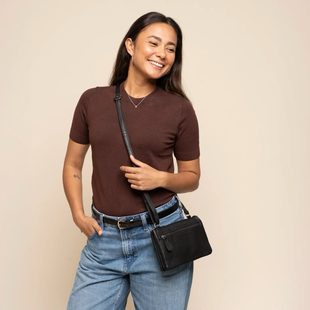 Sac Bandoulière en Cuir Noir Brisa