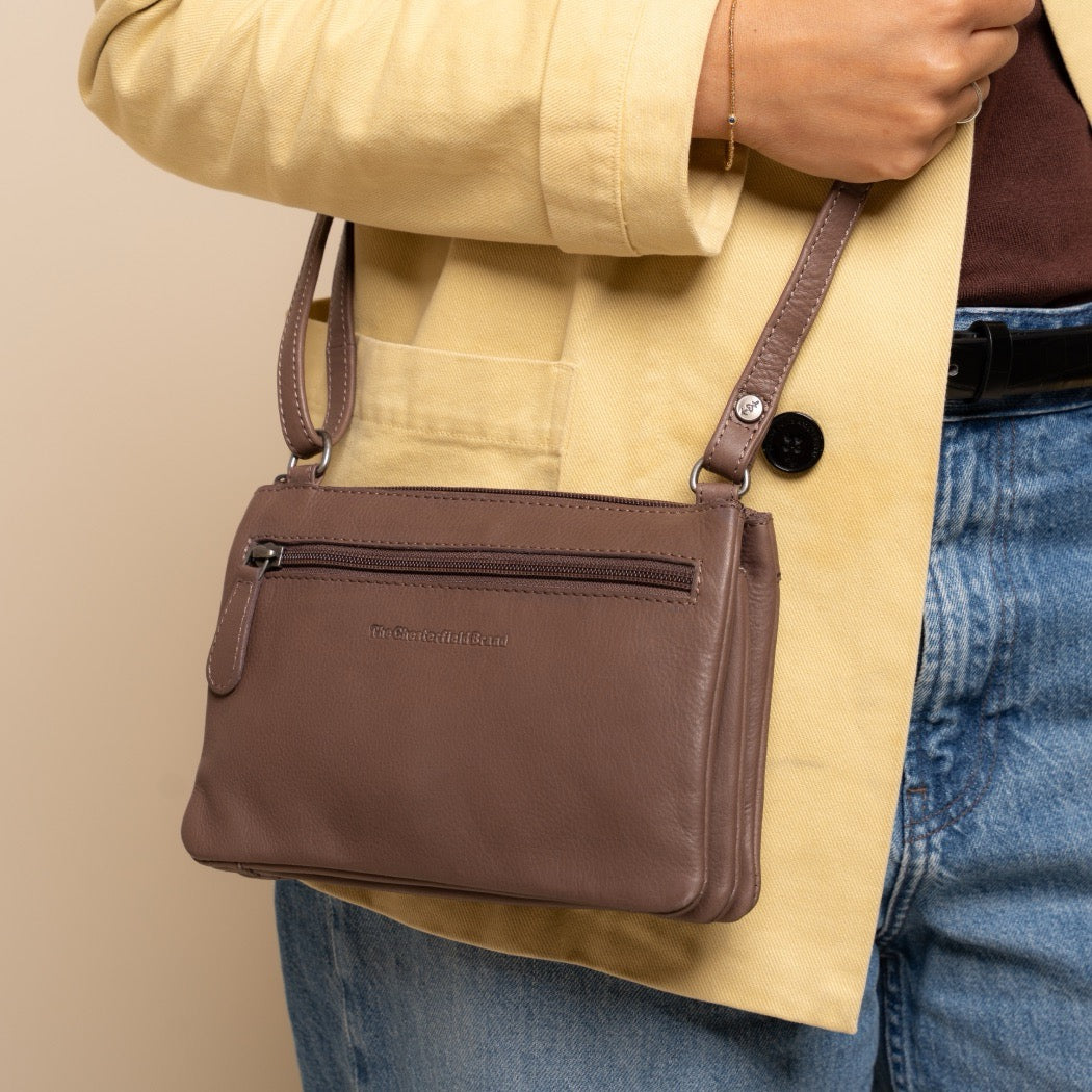 Sac Bandoulière en Cuir Taupe Foncé Brisa