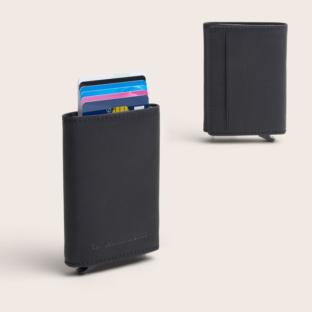 The Chesterfield Brand Leather Card Holder Black Lancaster, front view with cards pushed out and back view