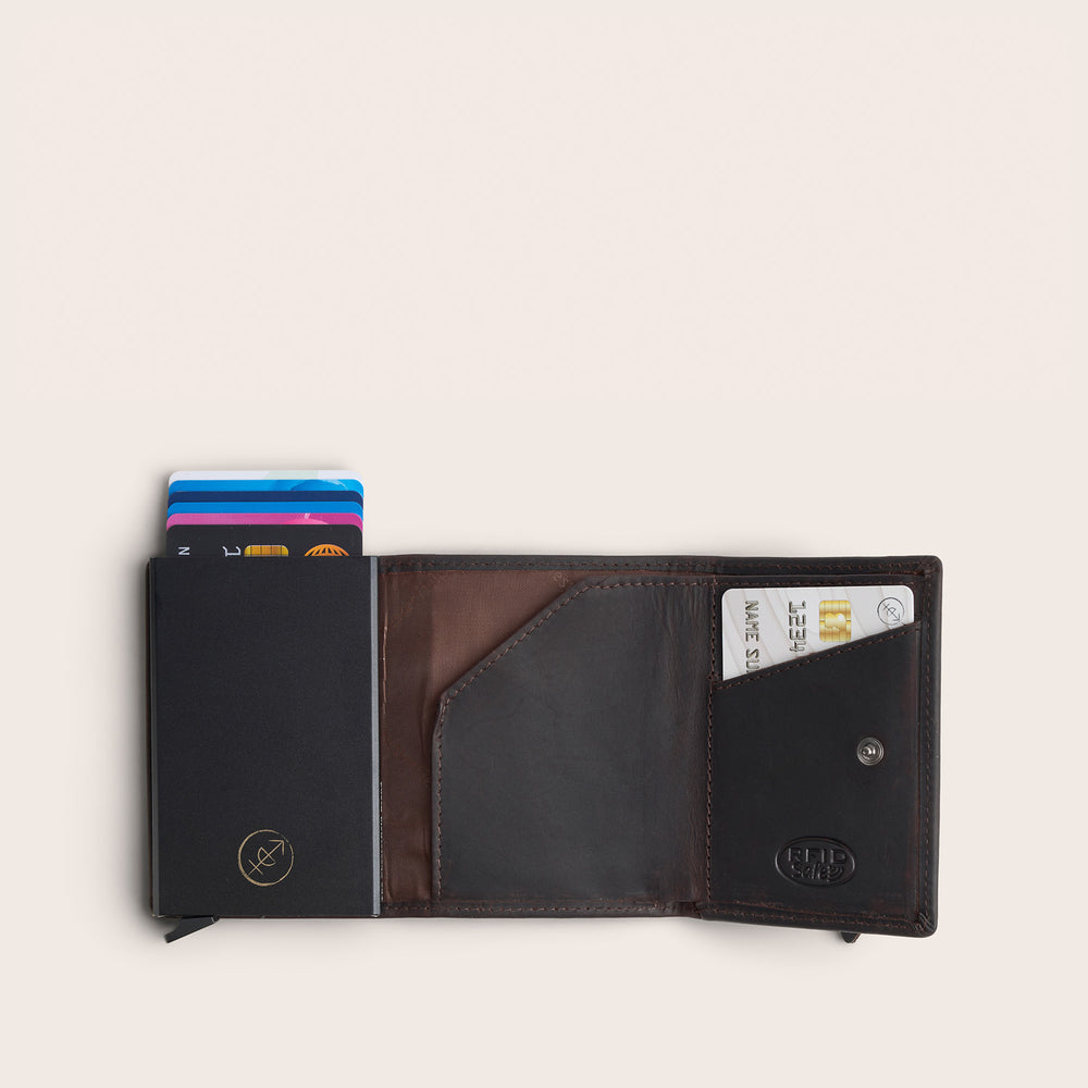 Leather Card Holder Brown Palma, inside view, opened, cards pushed out of the card case