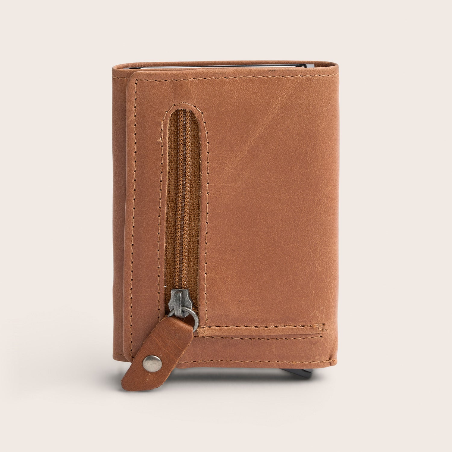 Leather Card Holder Cognac Palma, back view with zip pocket
