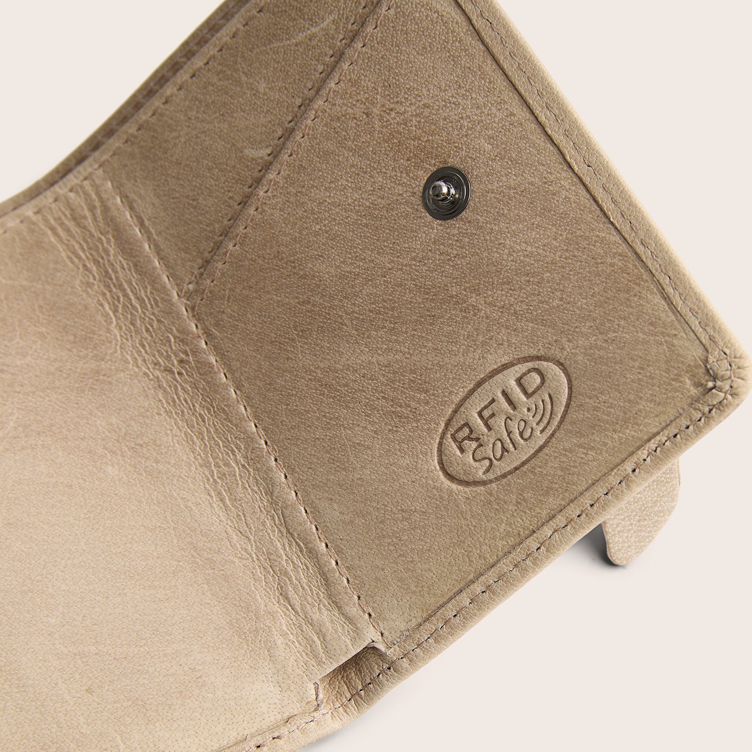 Leather Card Holder Off White Paris