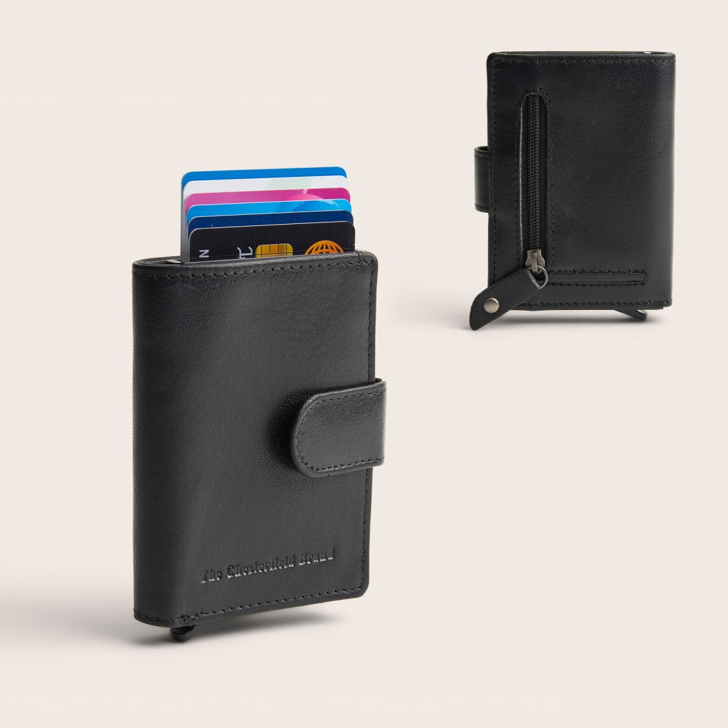 The Chesterfield Brand Leather Card Holder Black Prague, front and back view