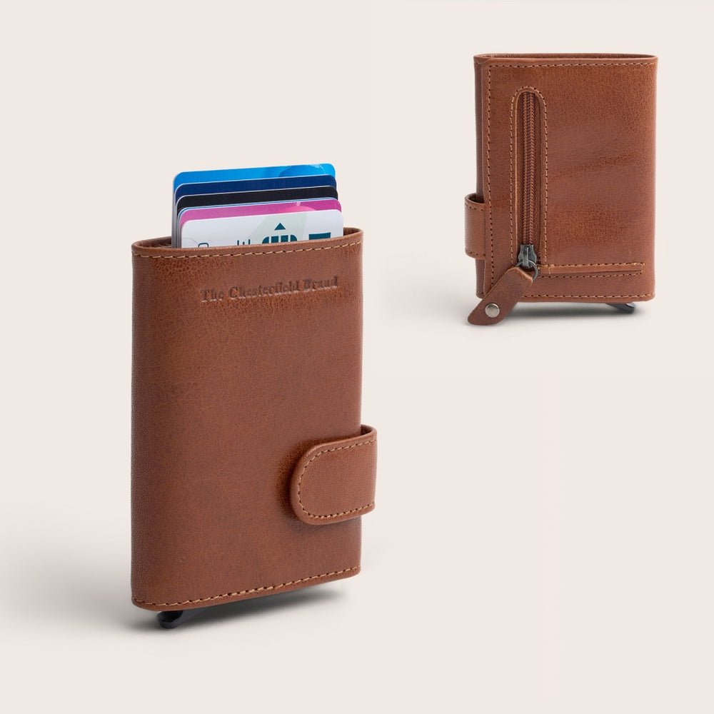 The Chesterfield Brand Leather Card Holder Cognac Portland, front view with cards pushed out and back view with zip pocket