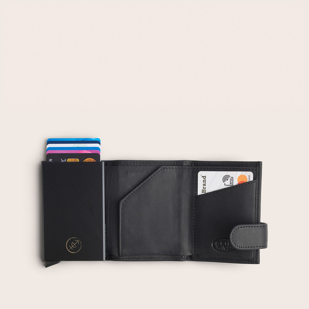 Leather Card Holder Black Frankfurt, inside view, opened, with cards