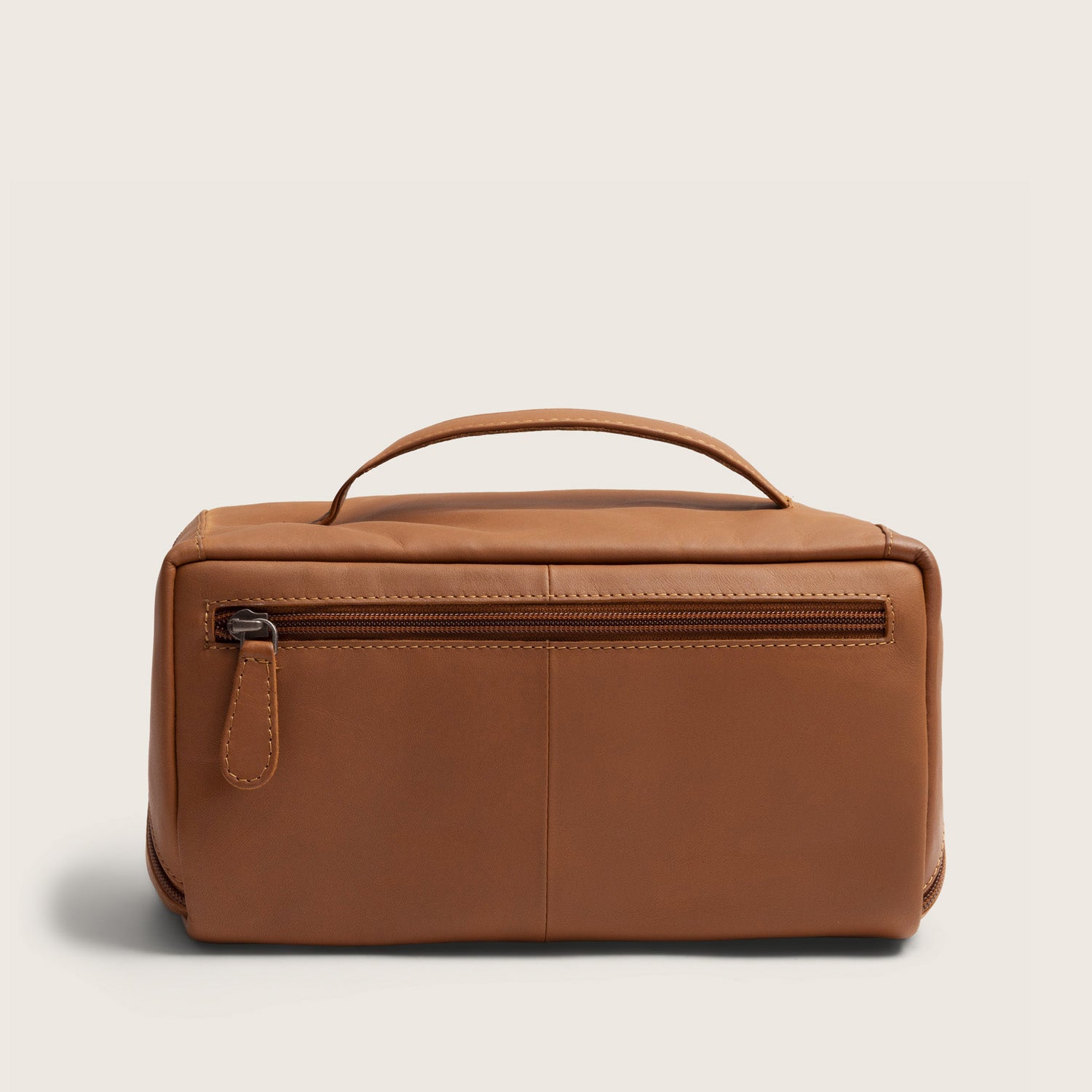 Trousse de Toilette en Cuir Cognac Elmia, vue de dos