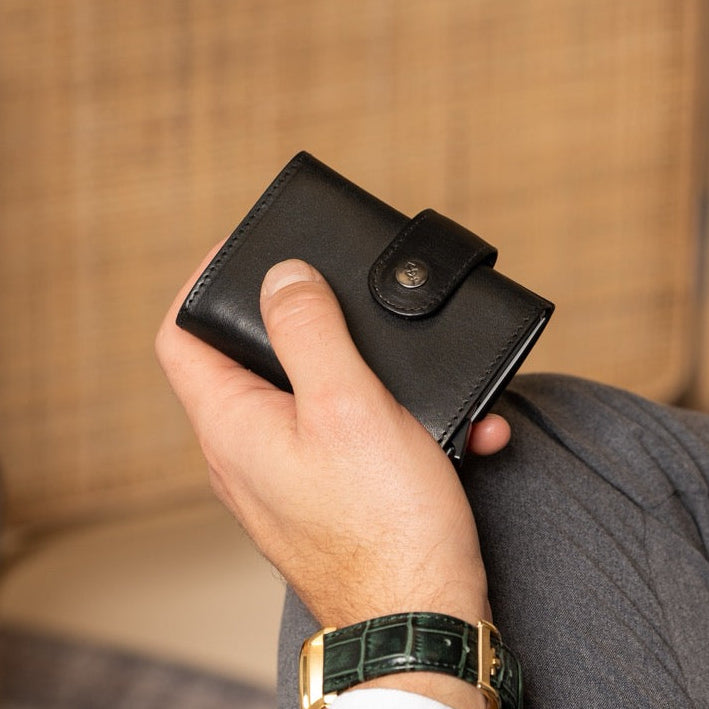 Leather Card Holder Black Larino