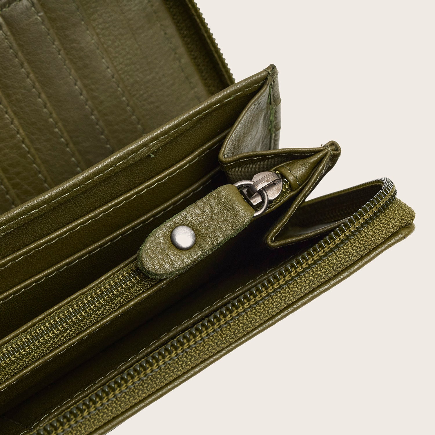 Leder Geldbörse Olivgrün Mirelle