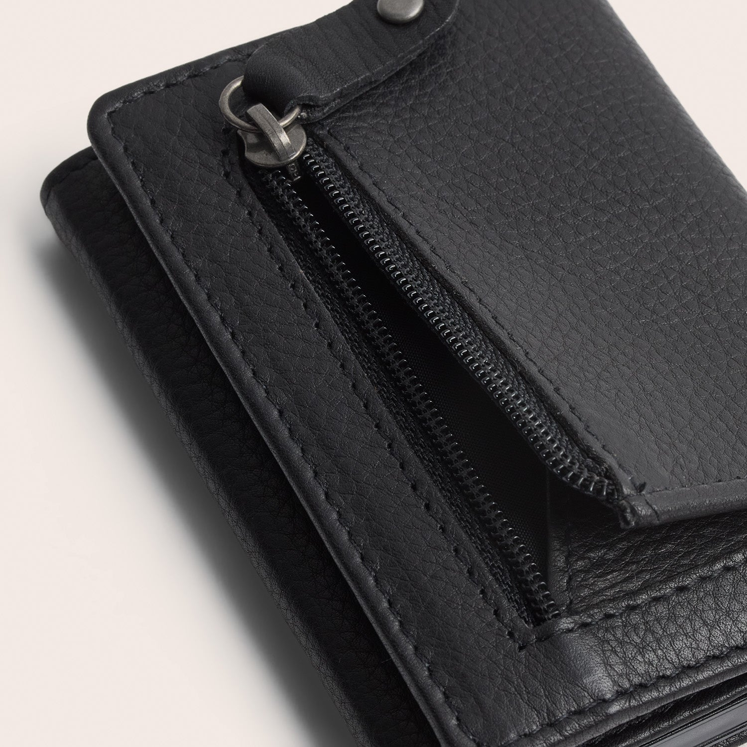 Leather Card Holder Black Junia