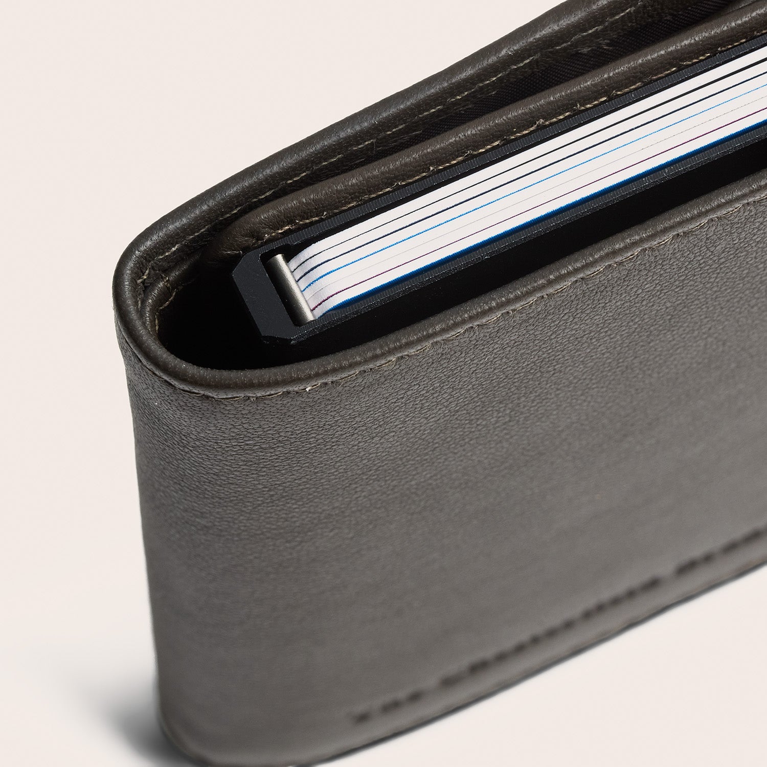 Leather Card Holder Clay Grey Junia