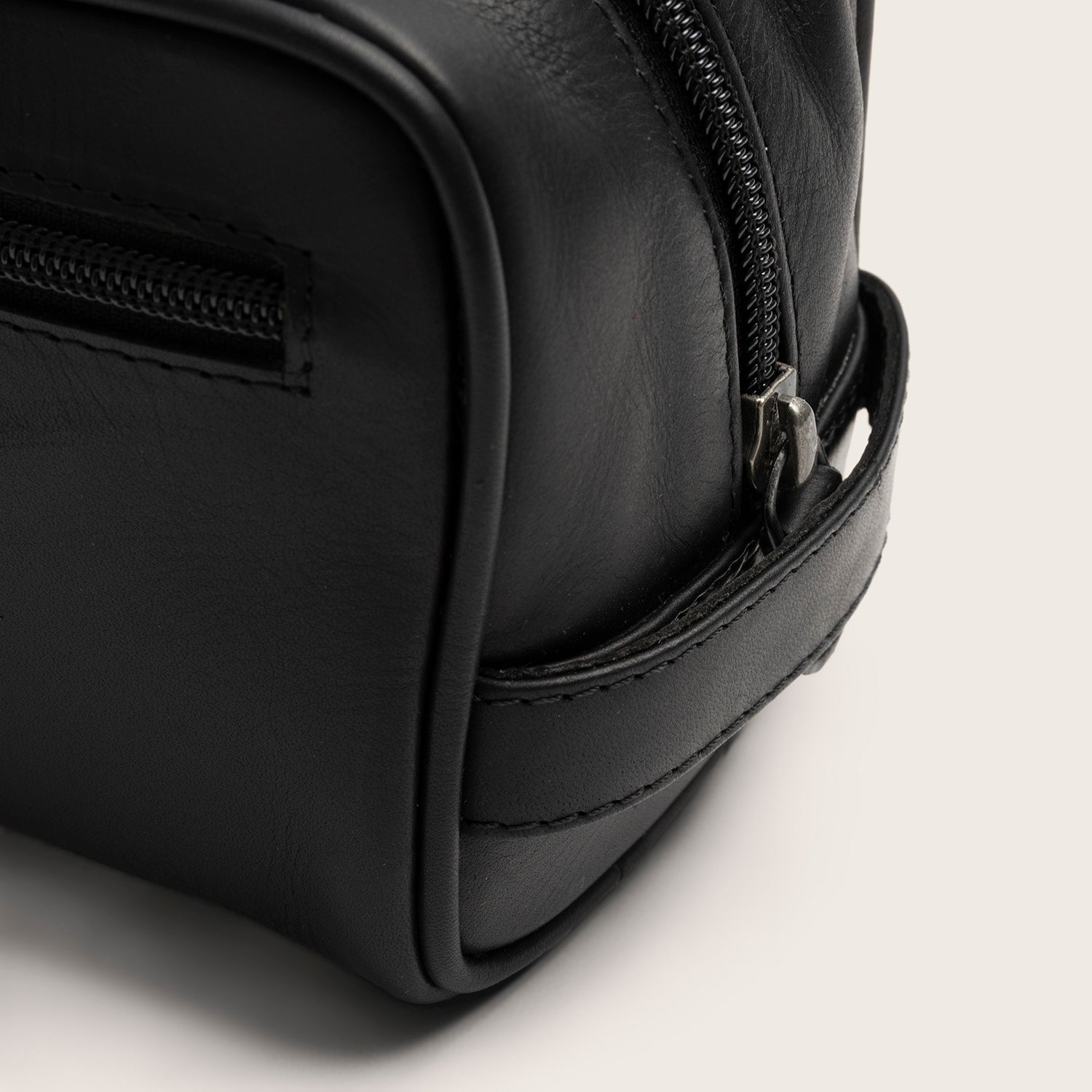 Leder Kulturtasche Schwarz Tavira