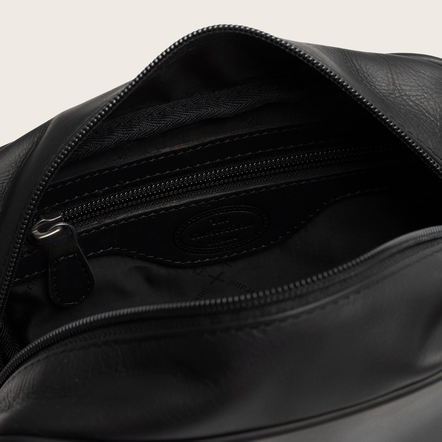 Leder Kulturtasche Schwarz Tavira
