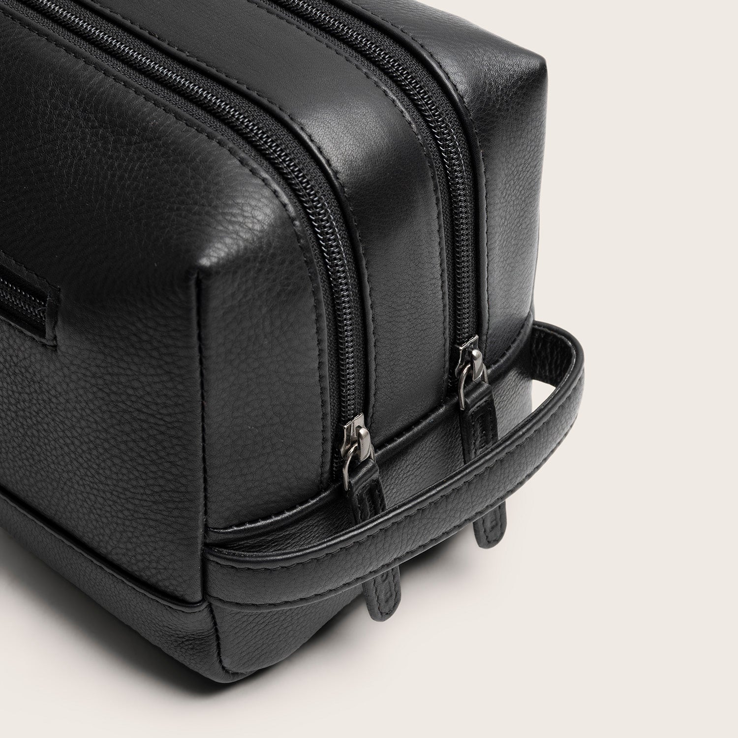 Leder Kulturtasche Schwarz Montelaro