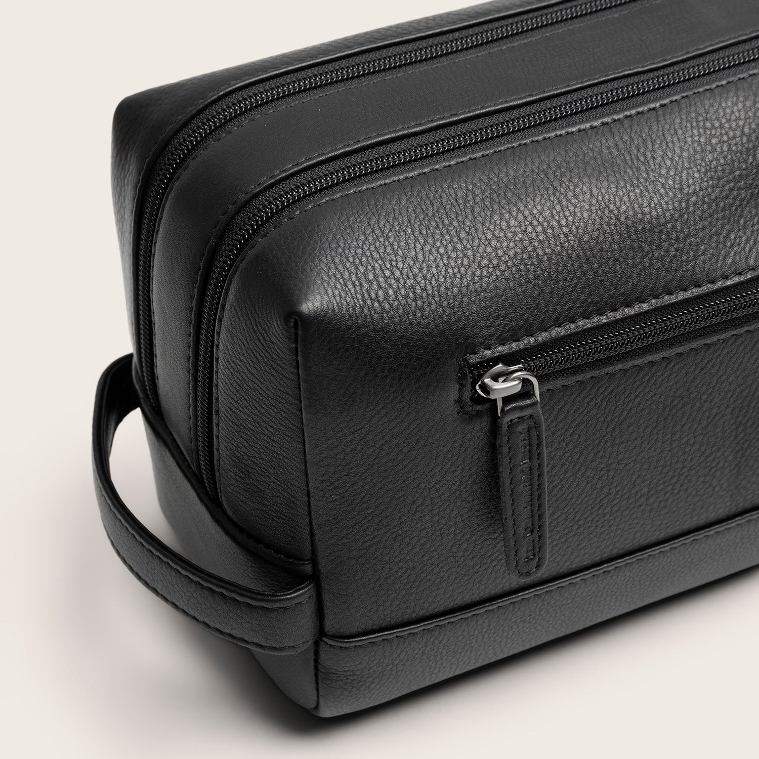 Leder Kulturtasche Schwarz Montelaro