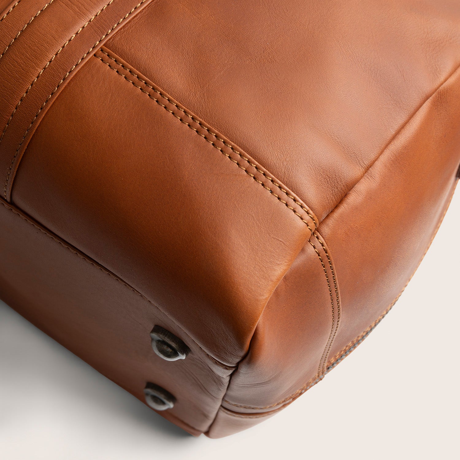 Leather Weekender Bag Cognac Perth