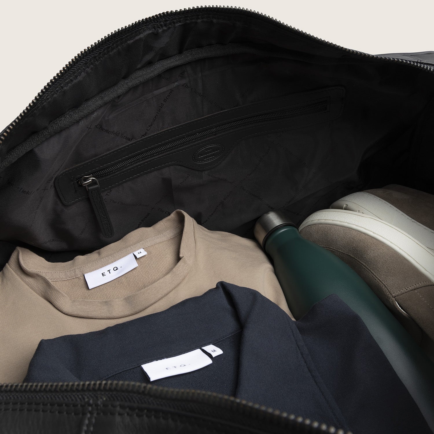 Sac Week-end en Cuir Noir Melbourne, vue intérieure avec poche zippée