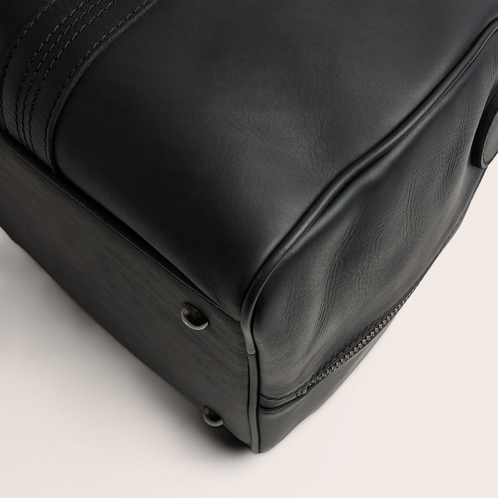 Leather Weekender Bag Black Volenza