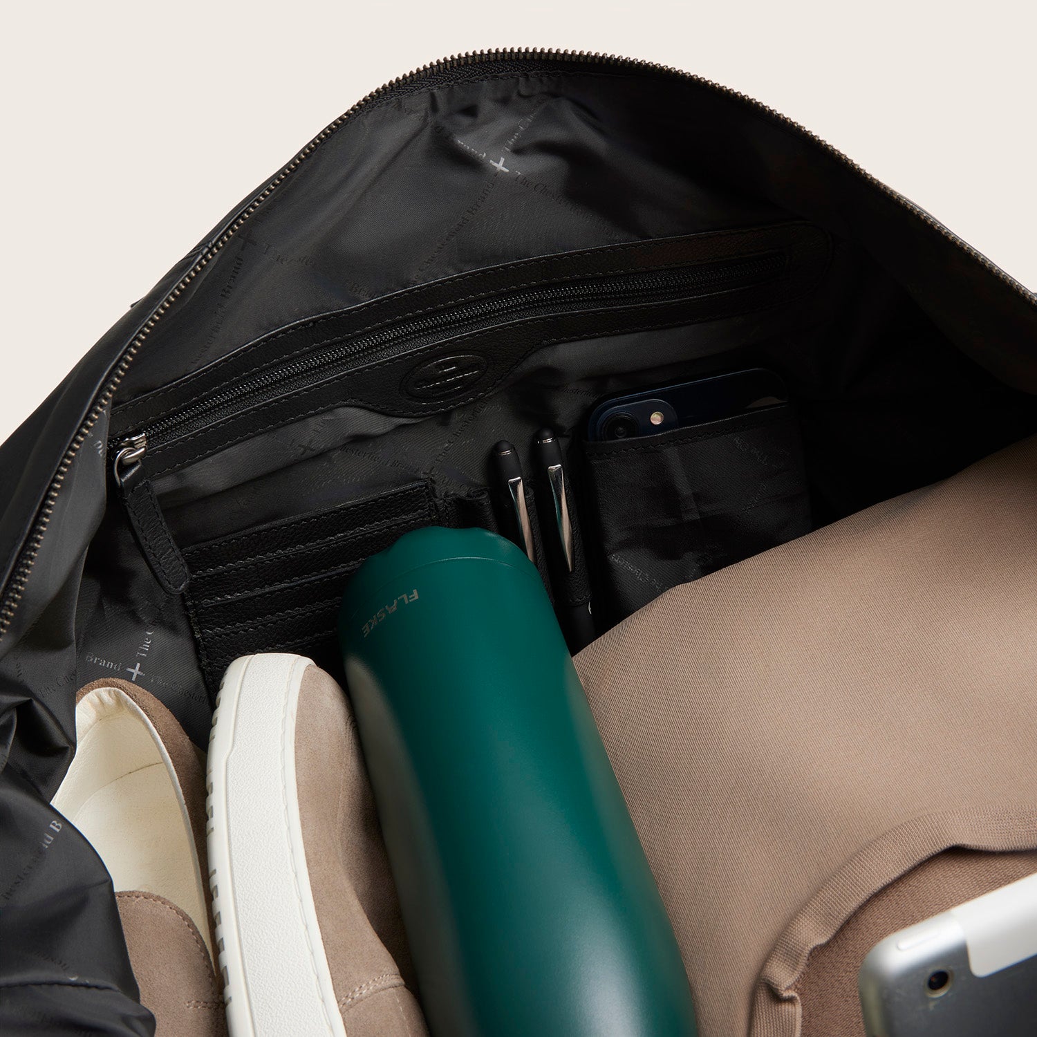 Leder Weekender Schwarz Amaris