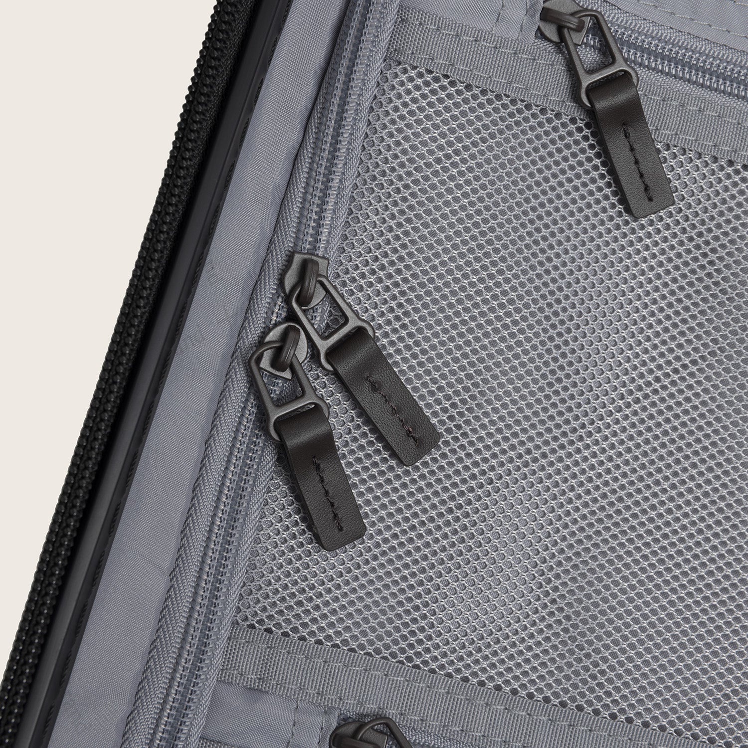 Handgepäck Reisekoffer Vortasche Onyx Schwarz Zuna