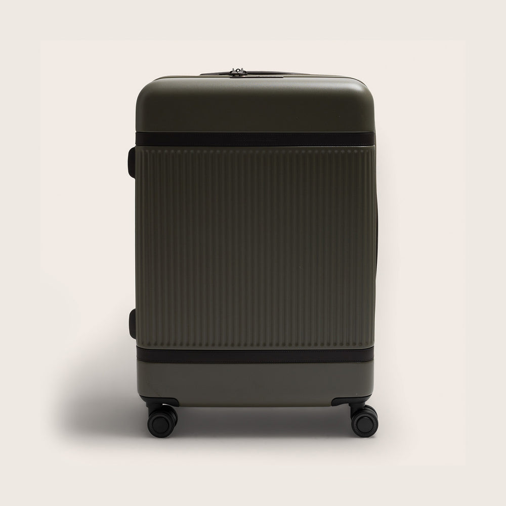 Medium Reisekoffer Shadow Olive Zuna, Vorderansicht