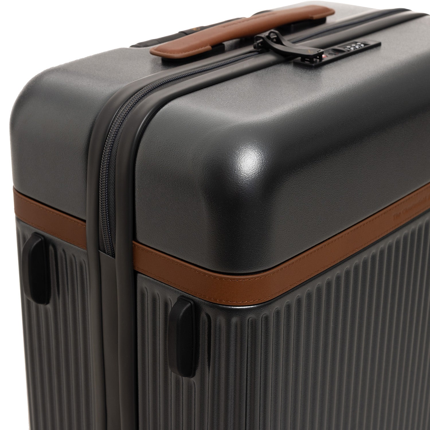 Medium Suitcase Urban Graphite Zuna