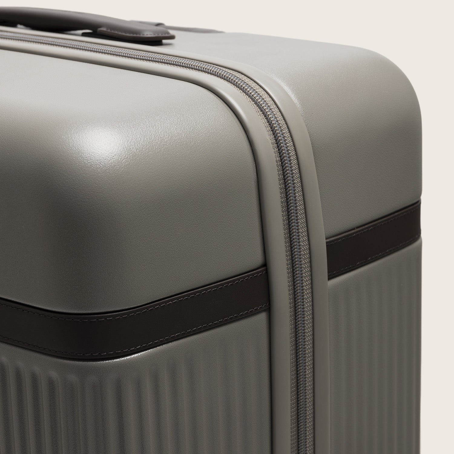 Large Suitcase Stone Taupe Zuna