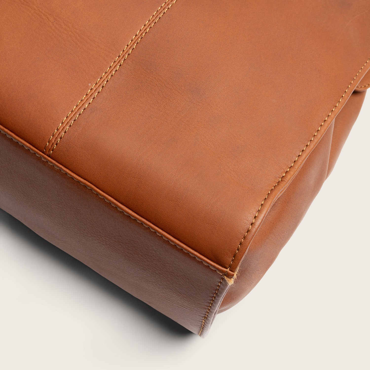 Leder Schultertasche Cognac Fidenza