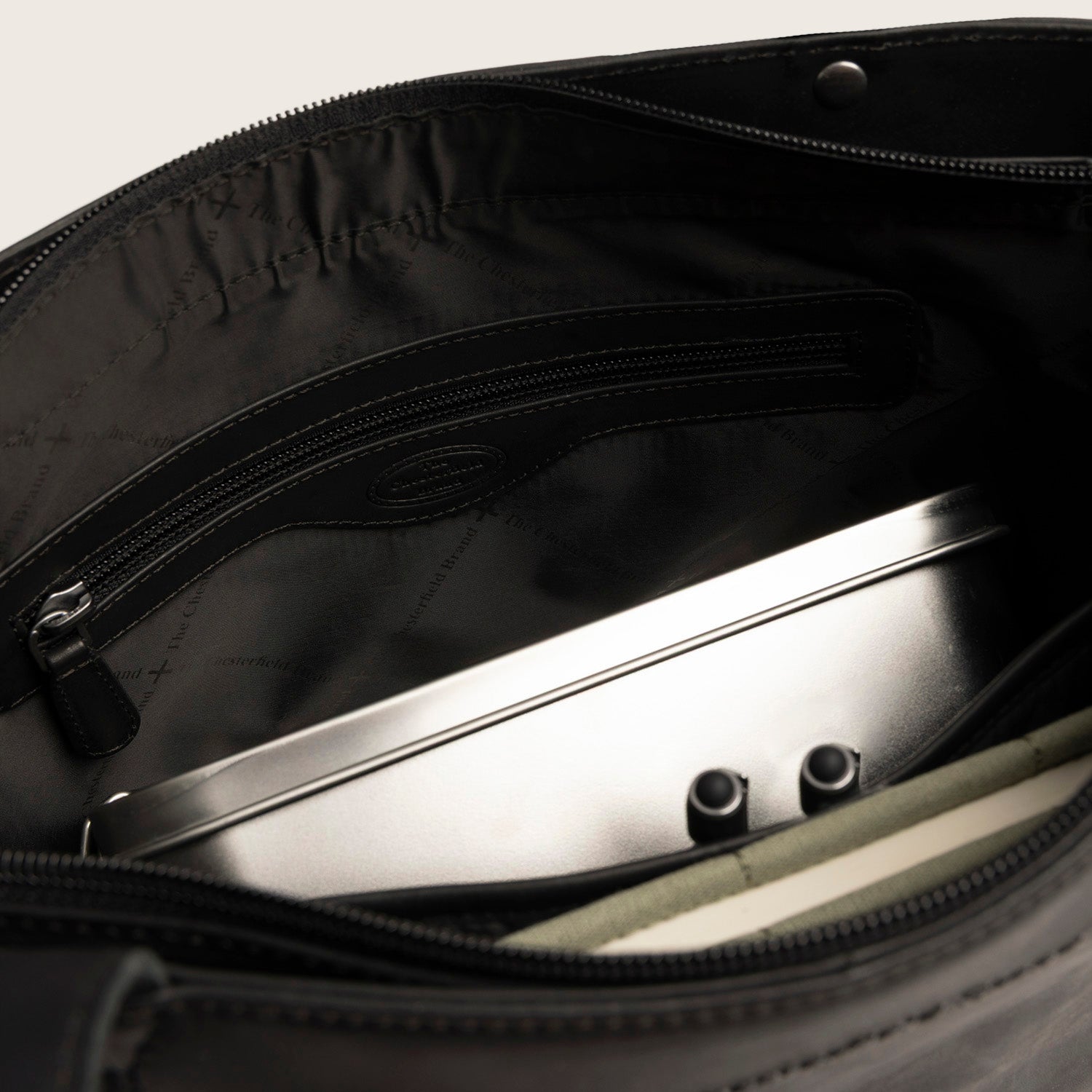 Sac Cabas en Cuir Noir Anira