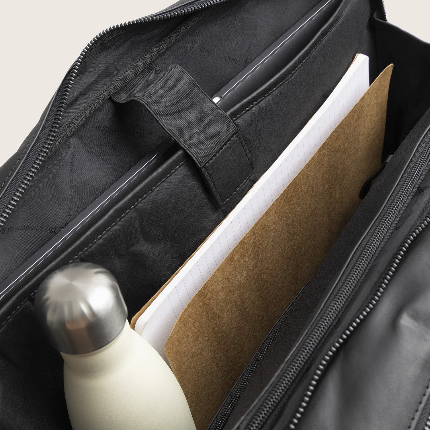 Leren Laptoptas Zwart Boston, binnenkant van het laptopvak