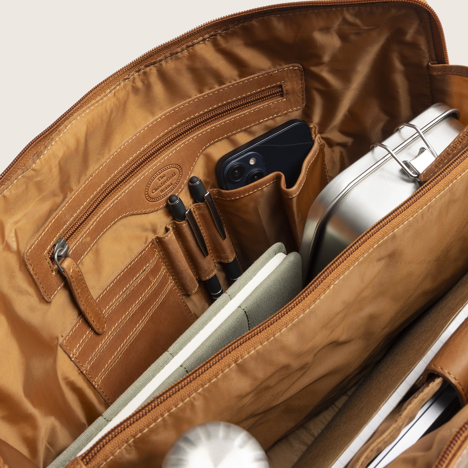 Sac Porté Épaule Ordinateur en Cuir Cognac Isara