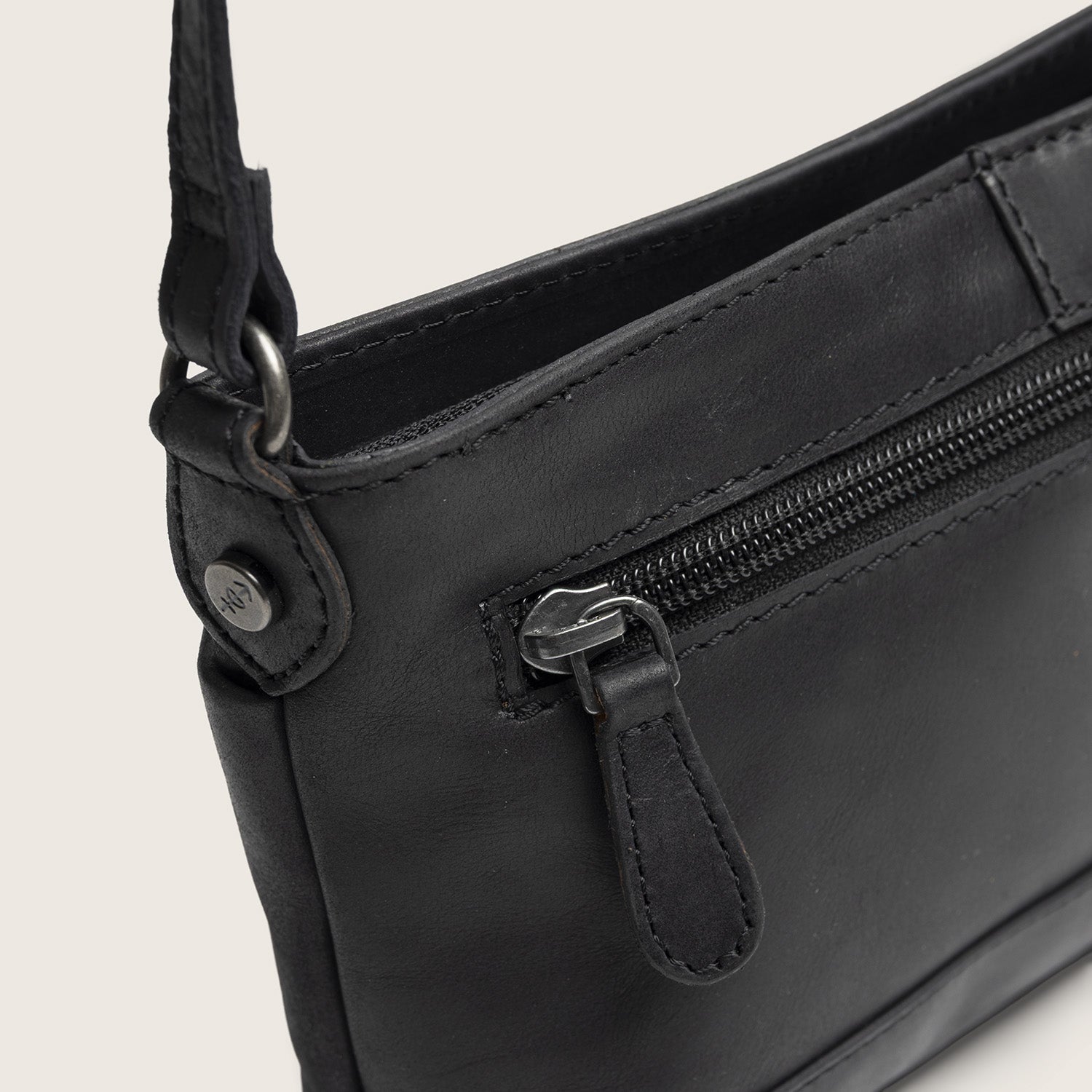 Leder Umhängetasche Schwarz Salerno