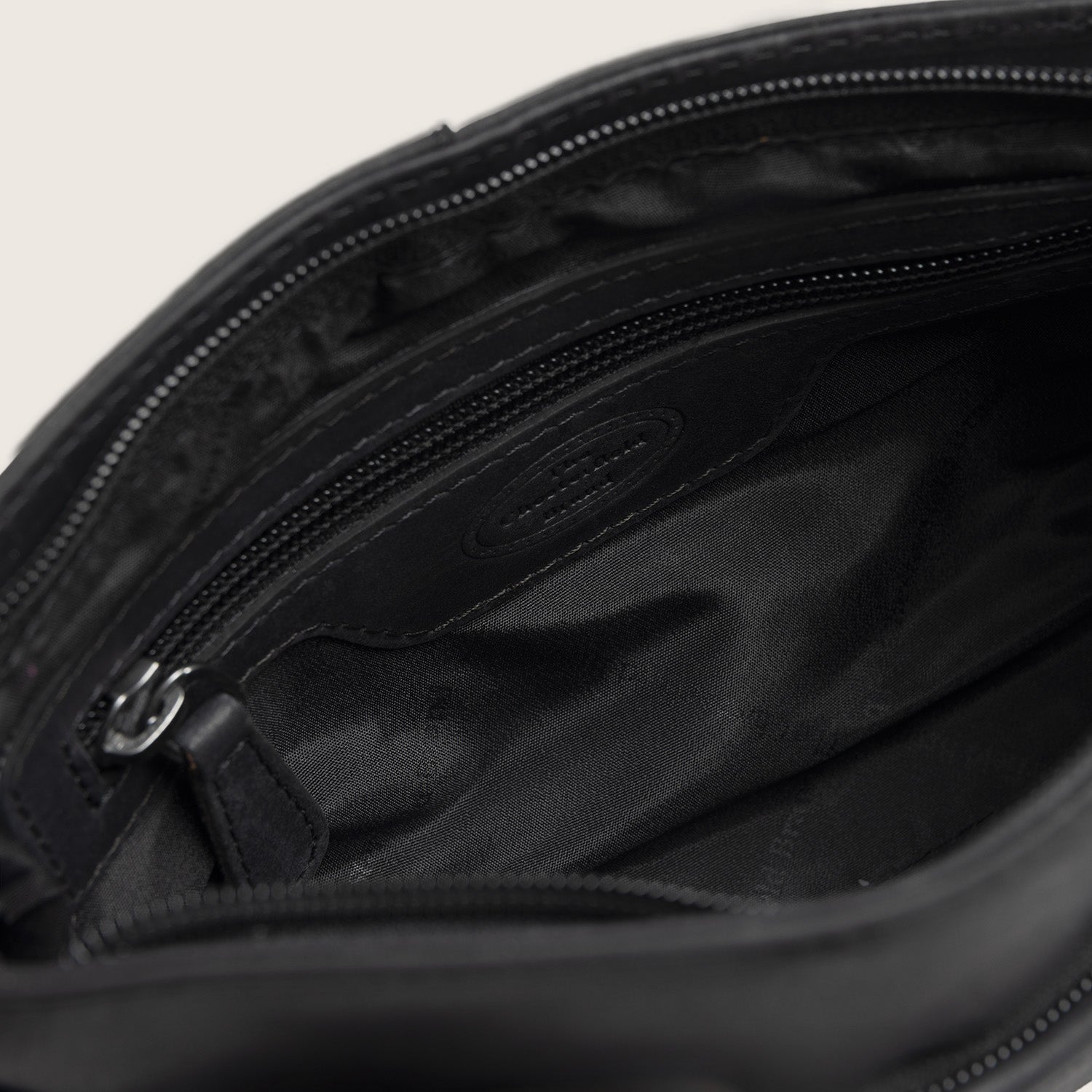 Leder Umhängetasche Schwarz Salerno