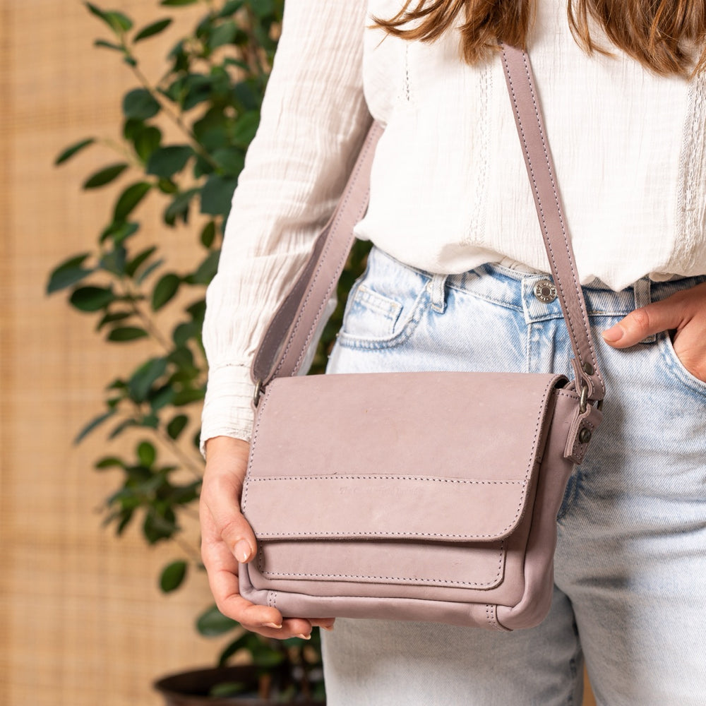 Leather Crossbody Bag Lavender Lilac Ann