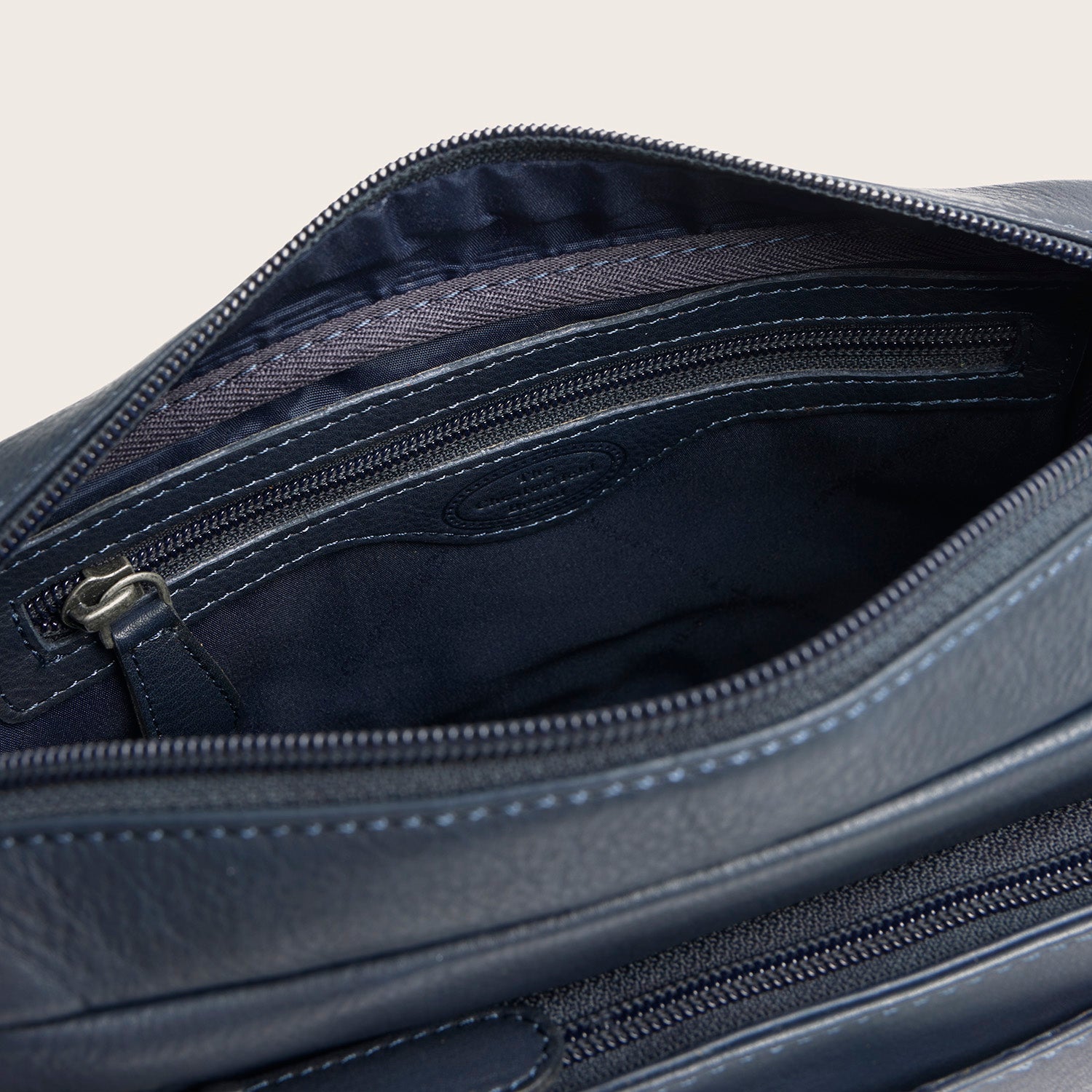 Sac Porté Épaule en Cuir Bleu Marine Liora