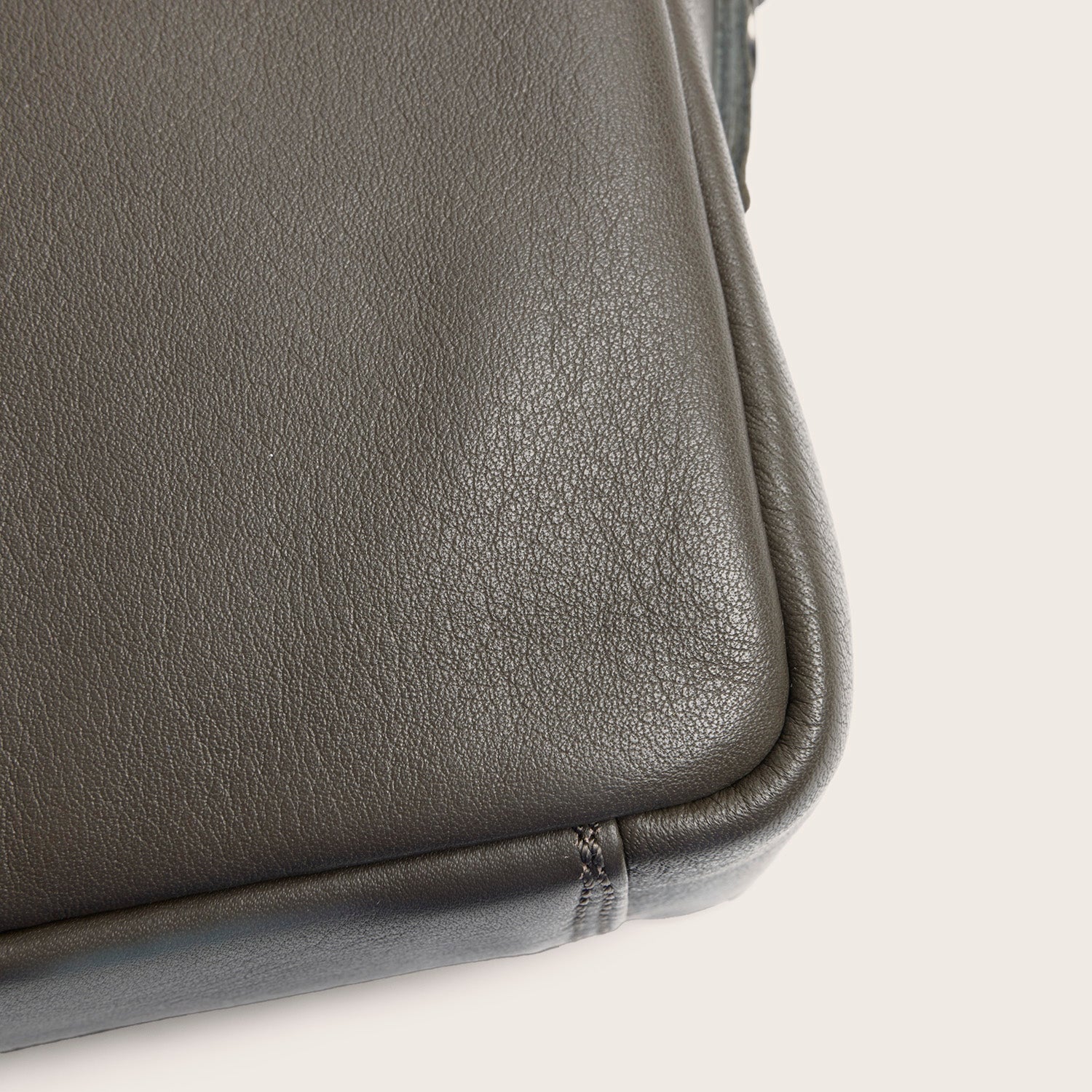 Leather Shoulder Bag Clay Grey Liora