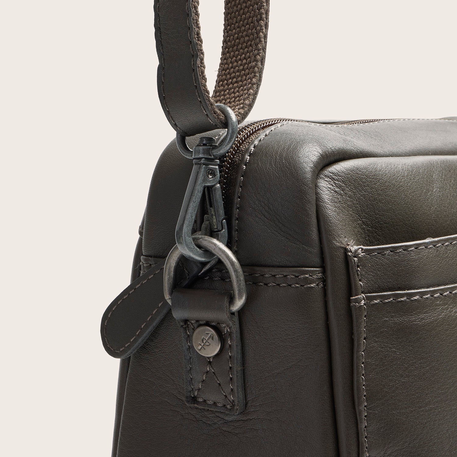 Leather Shoulder Bag Clay Grey Liora
