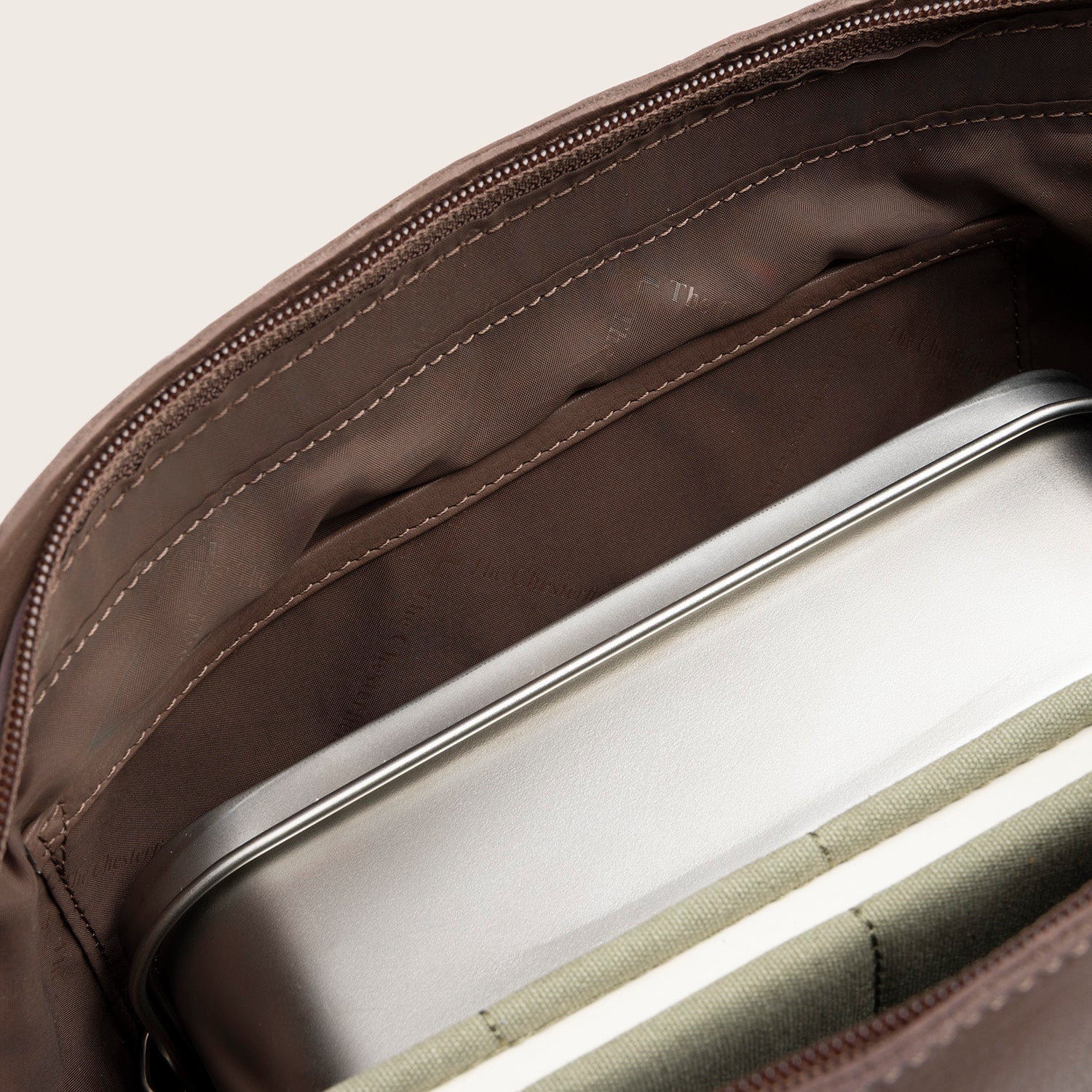 Leder Schultertasche Dunkles Taupe Zarita