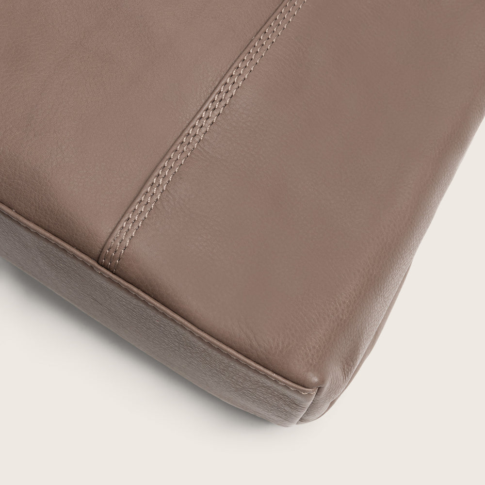 Leather Shoulder Bag Dark Taupe Marvos