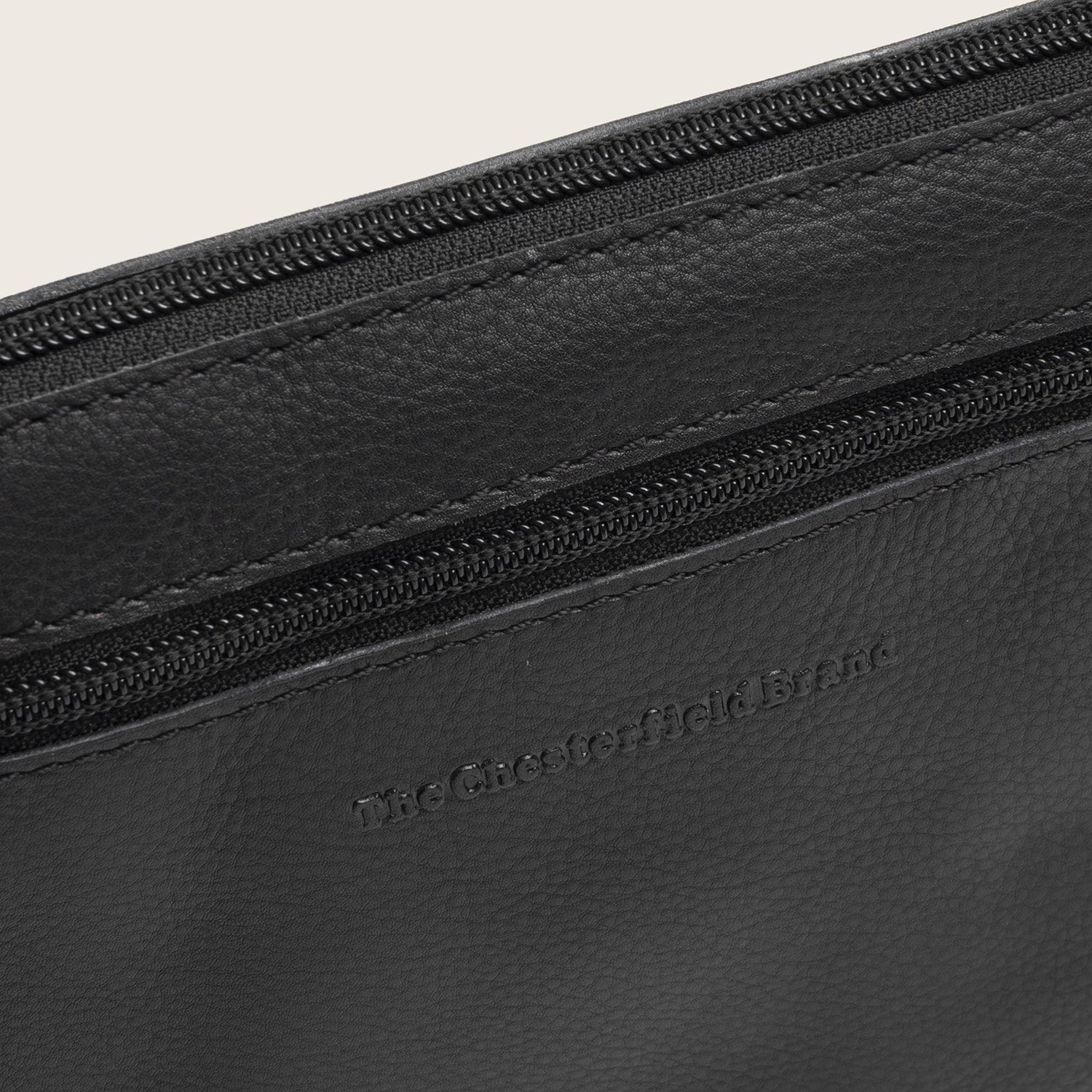 Sac Bandoulière en Cuir Noir Brisa