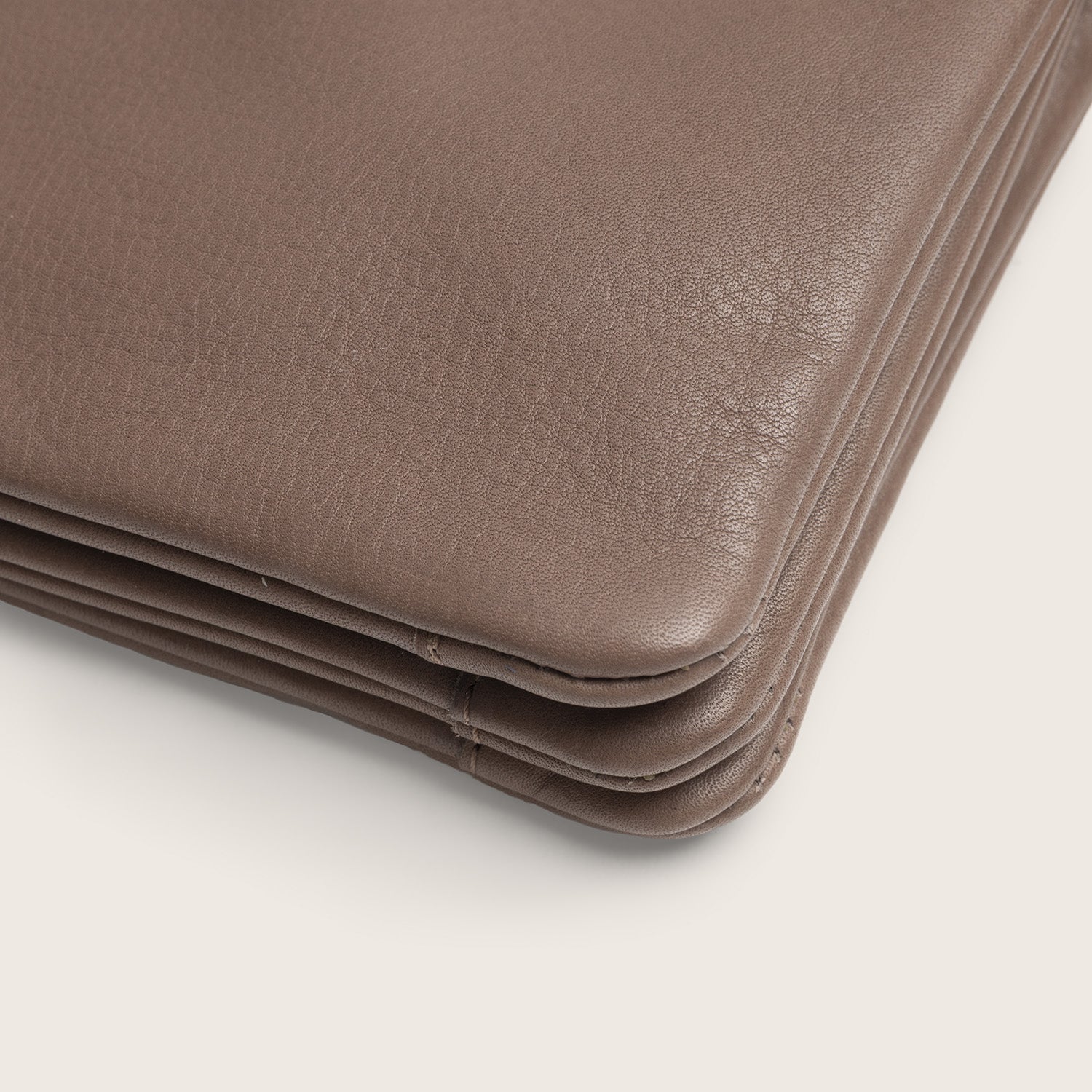 Sac Bandoulière en Cuir Taupe Foncé Brisa