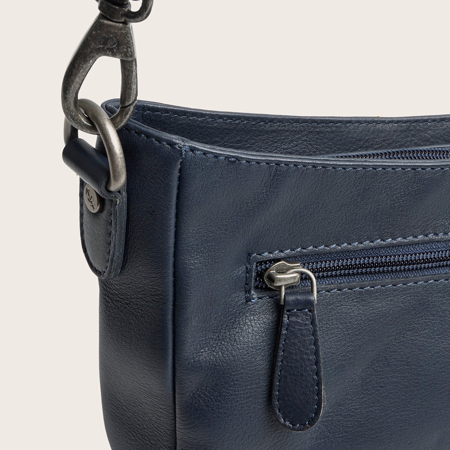 Sac Porté Épaule en Cuir Bleu Marine Maris