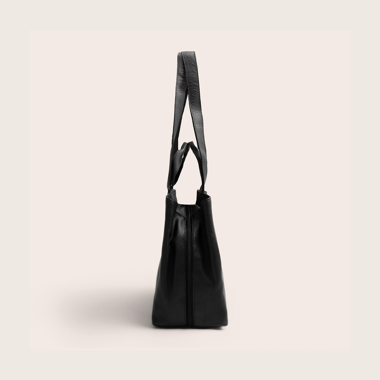 Sac Porté Épaule en Cuir Noir Nerissa