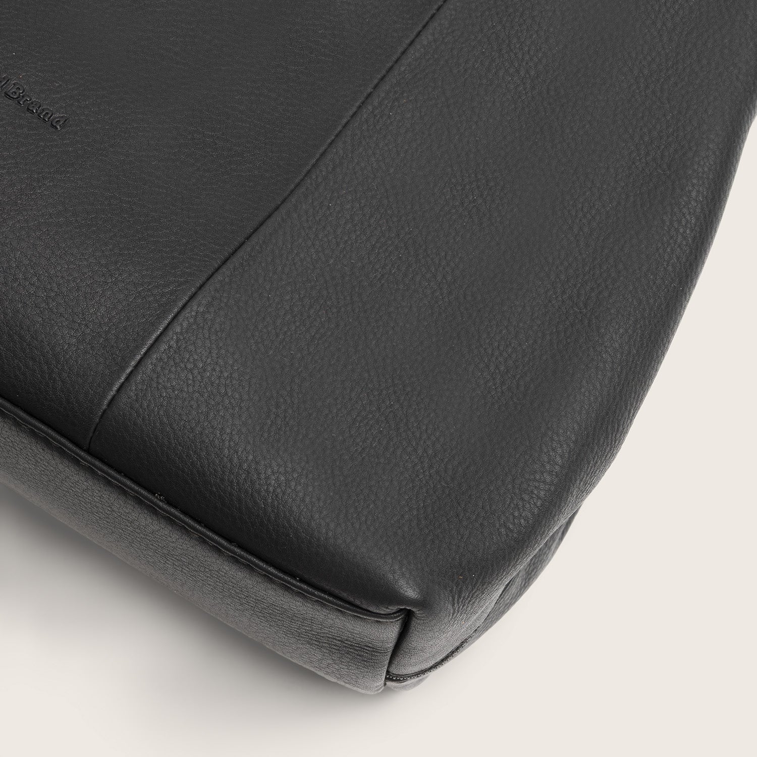 Sac Porté Épaule en Cuir Noir Nerissa