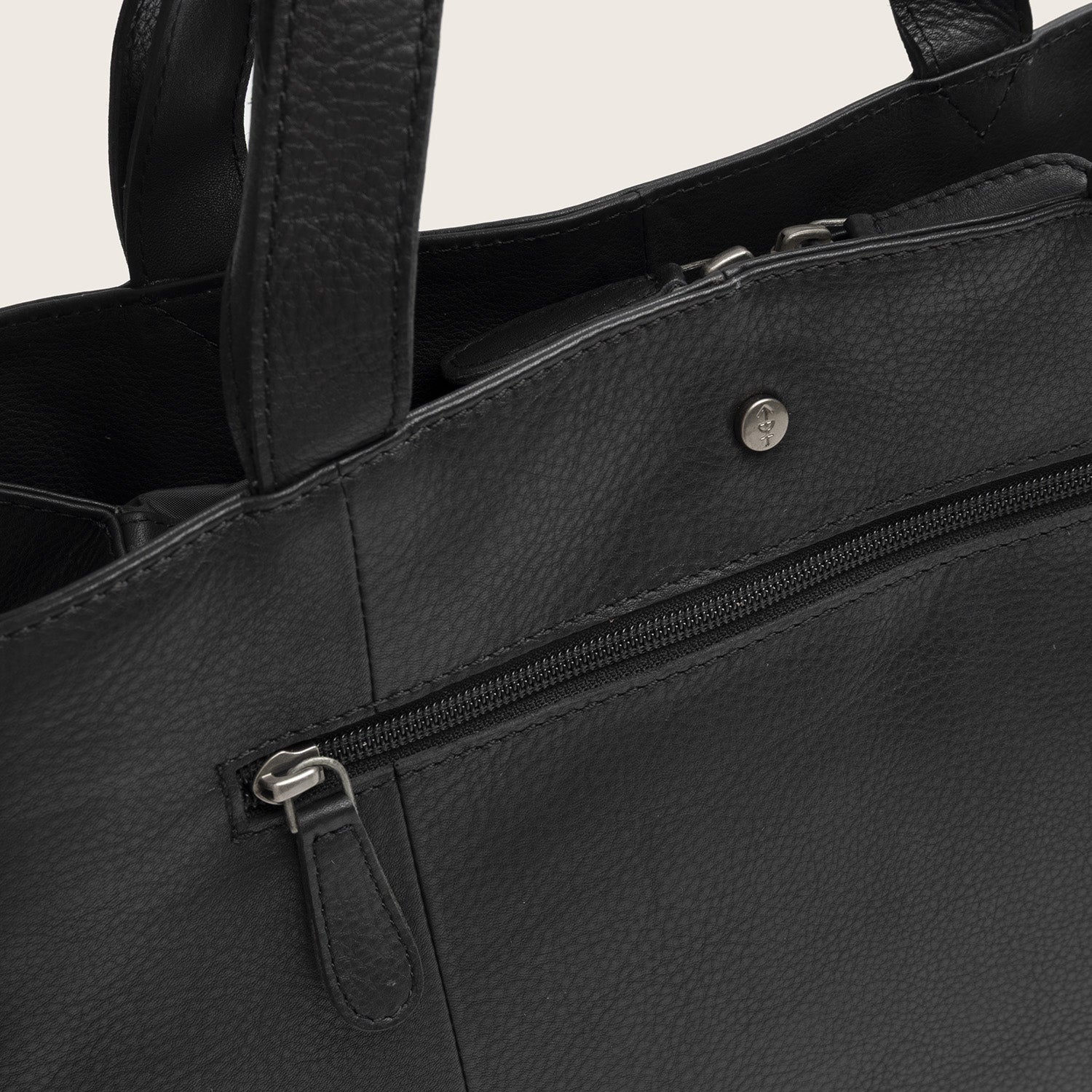 Sac Porté Épaule en Cuir Noir Nerissa