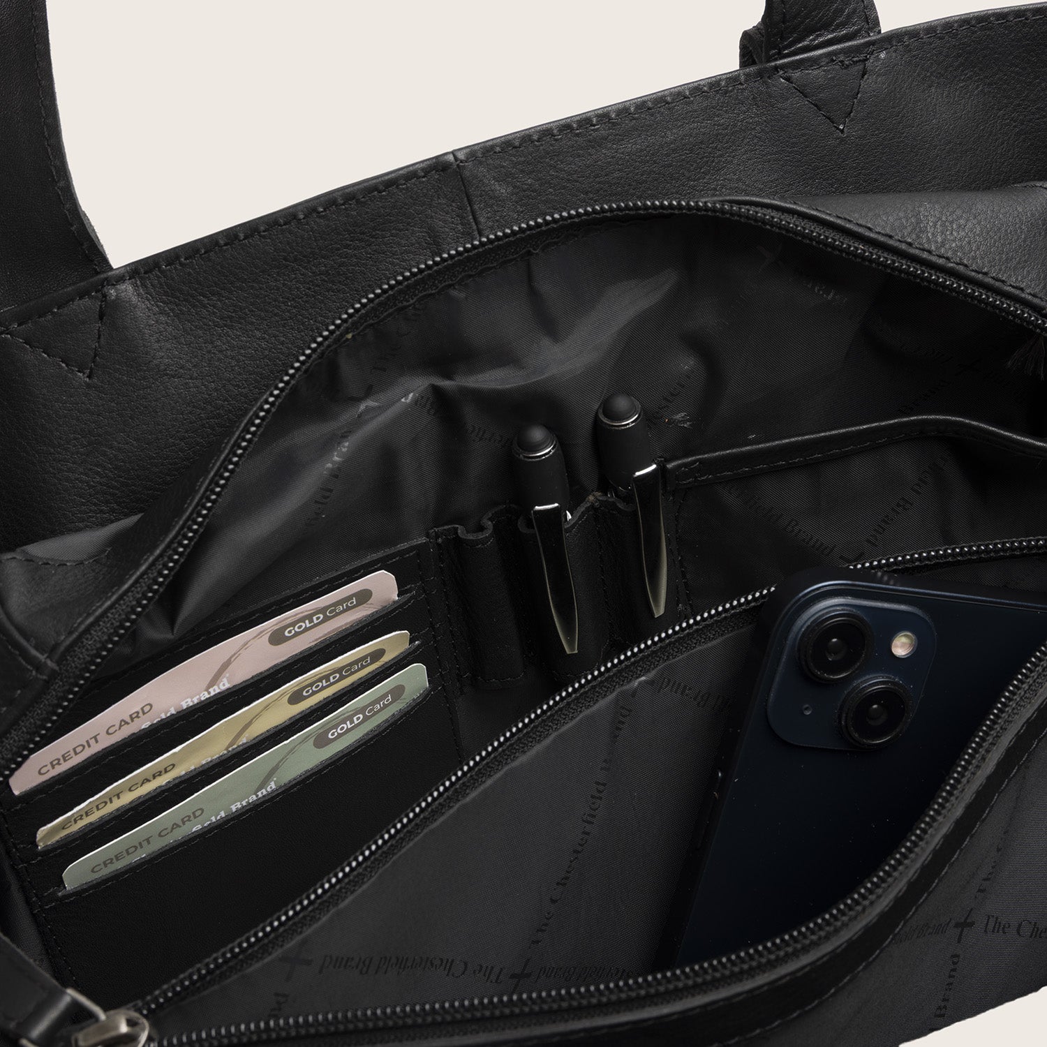Sac Porté Épaule en Cuir Noir Nerissa