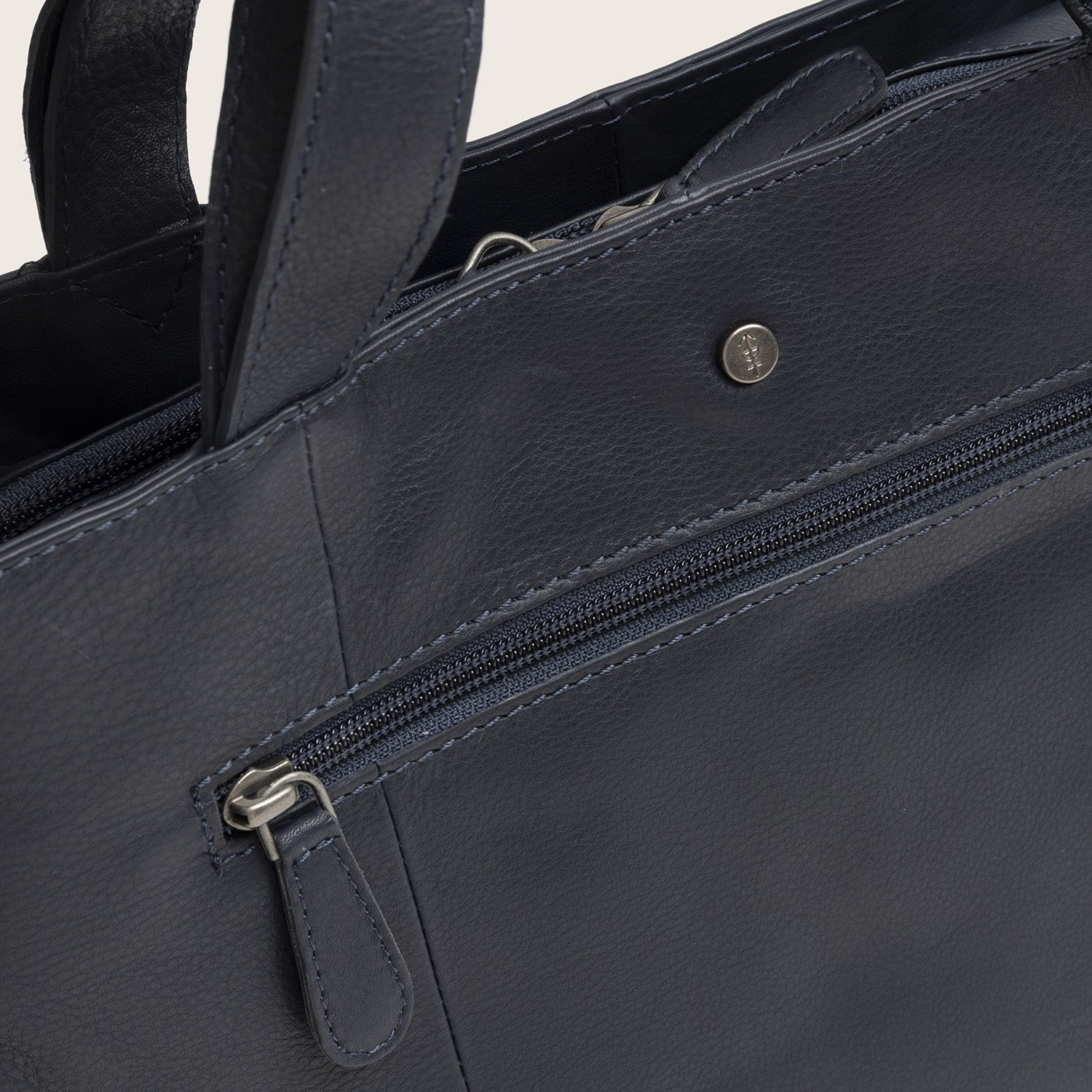 Sac Porté Épaule en Cuir Bleu Marine Nerissa