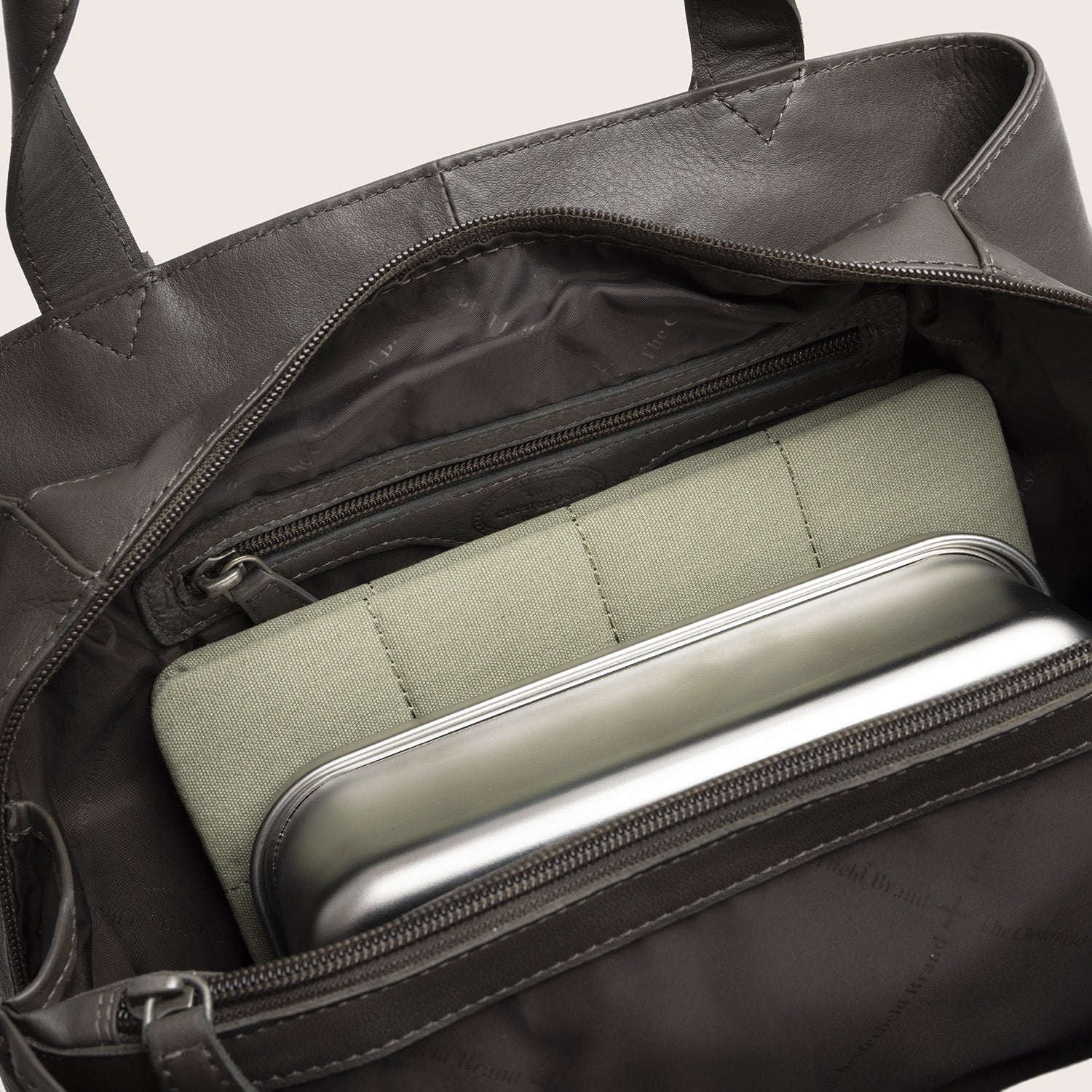 Sac Porté Épaule en Cuir Gris Argile Nerissa